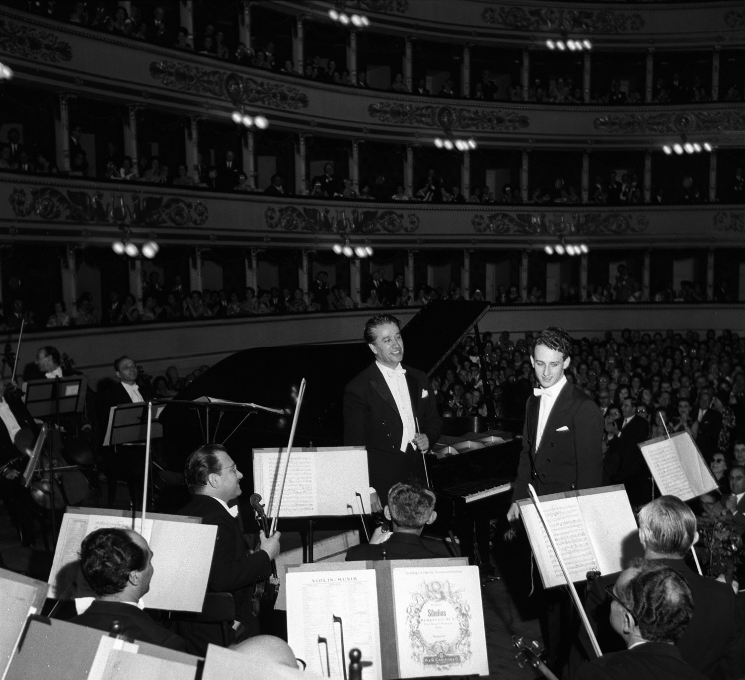 04_nel 1960 con Sergiu Chelibidache 69220PIN ph Erio Piccagliani