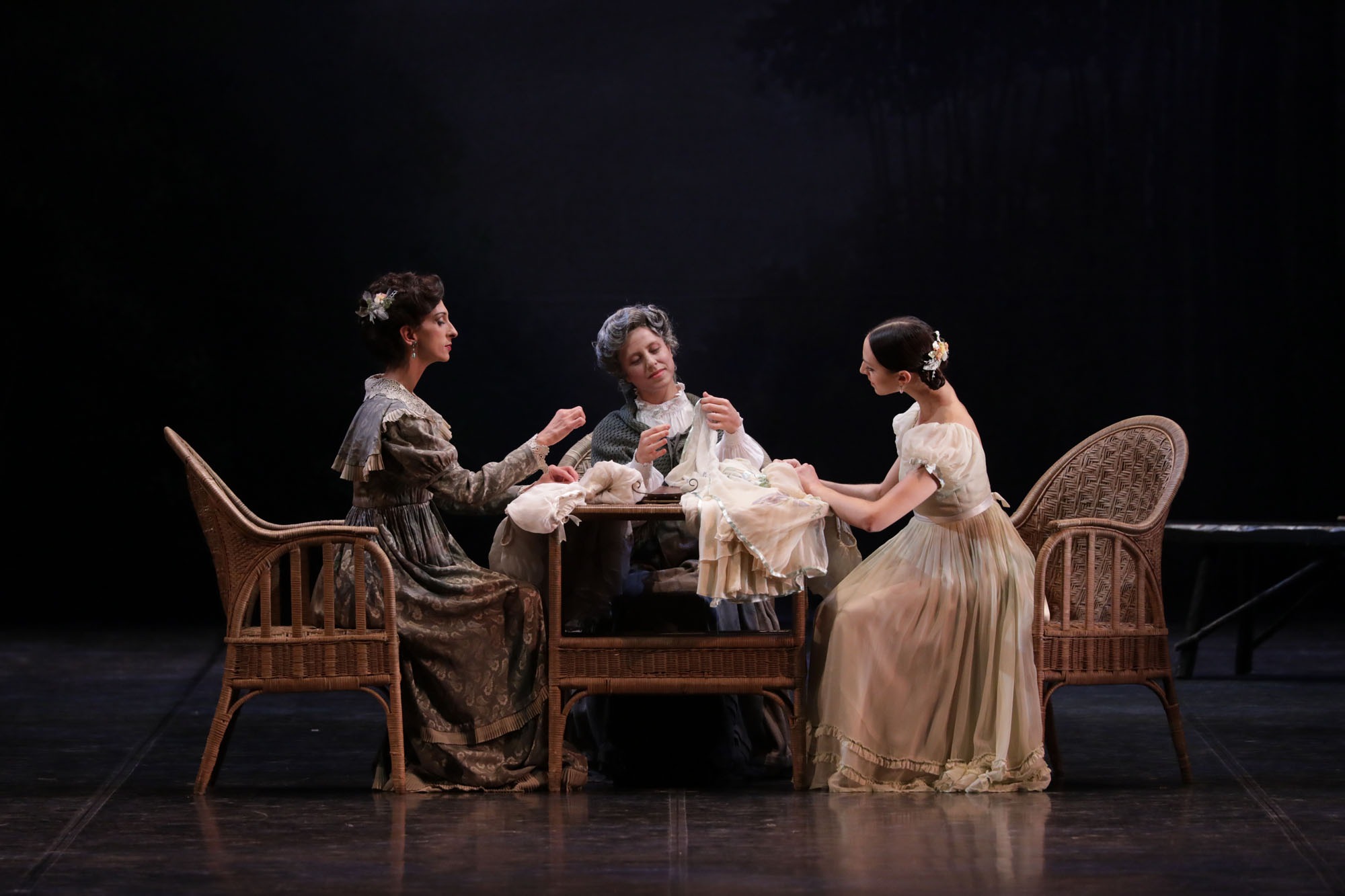 Francesca Podini Serena Sarnataro Martina Arduin ph Brescia e Amisano © Teatro alla Scala