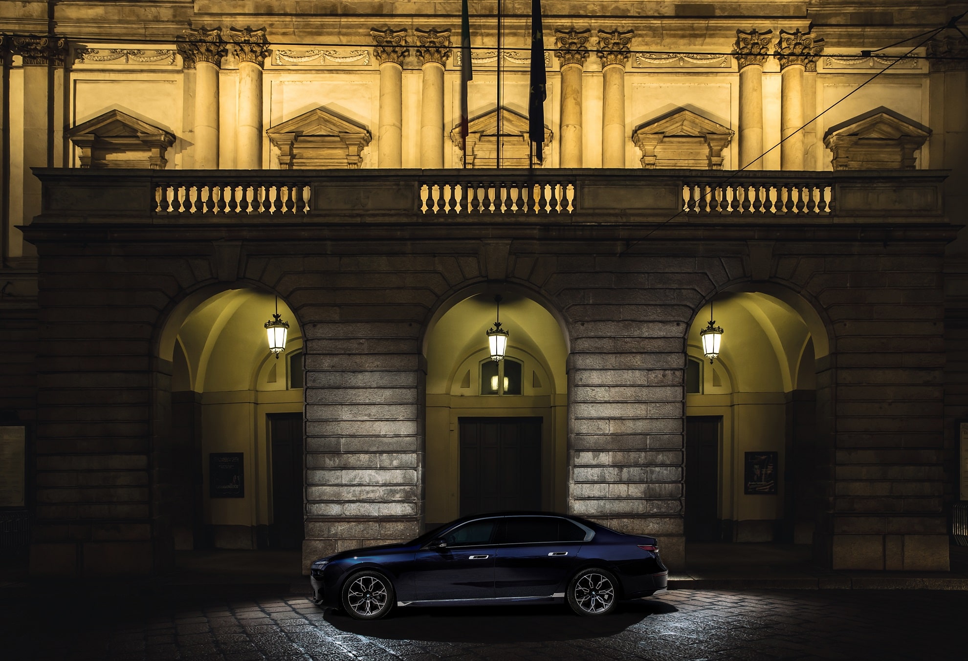 P90488637_highRes_bmw-partner-of-teatr-min