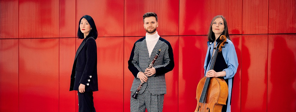 Trio Catch website crop 982x372