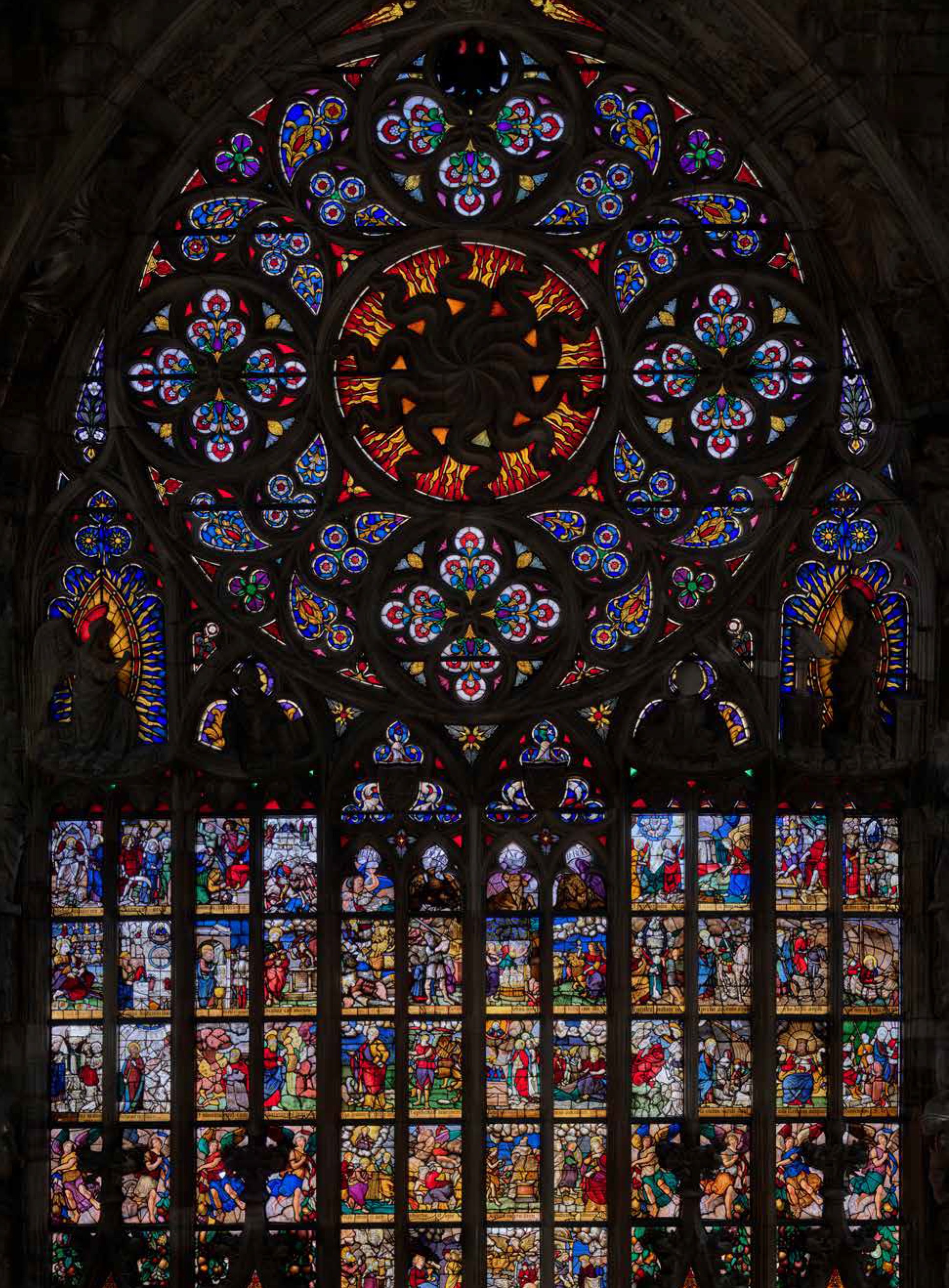 vetrata apocalisse duomo